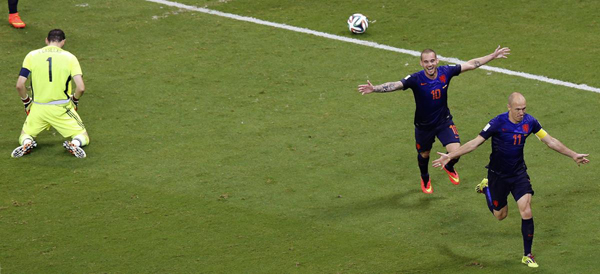 Iker Casillas, Wesley Sneijder und Arjen Robben