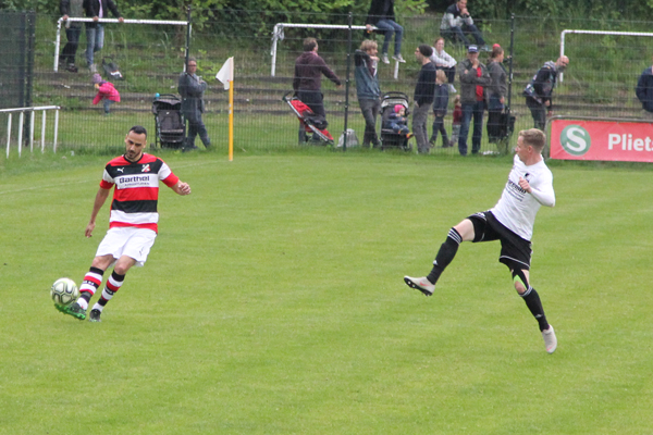 Flanke von Altona 93